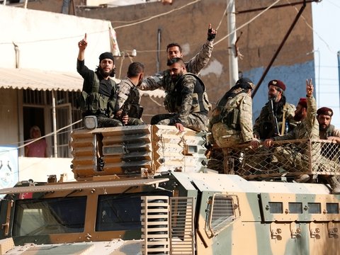 Операция Турции под угрозой: курды договорились с Сирией и будут воевать вместе
